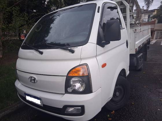 HYUNDAI HR 2.5 LONGO SEM CAÇAMBA 4X2 16V 130CV TURBO INTERCOOLER DIESEL 2P MANUAL